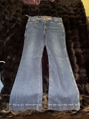 Women's Wrangler High Rise Blue Flared Jeans
